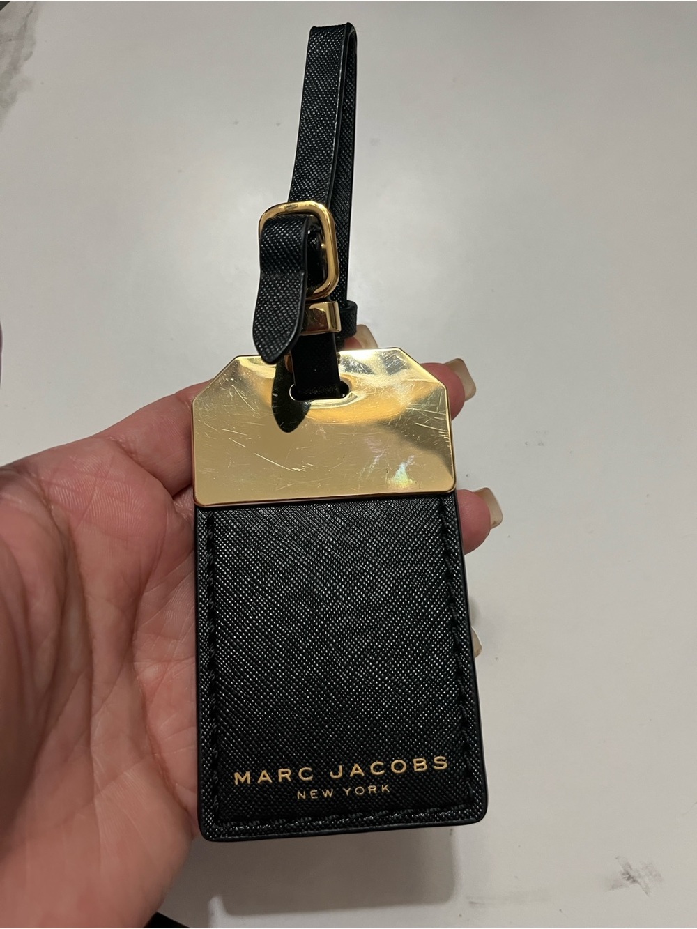 Marc Jacobs Tag